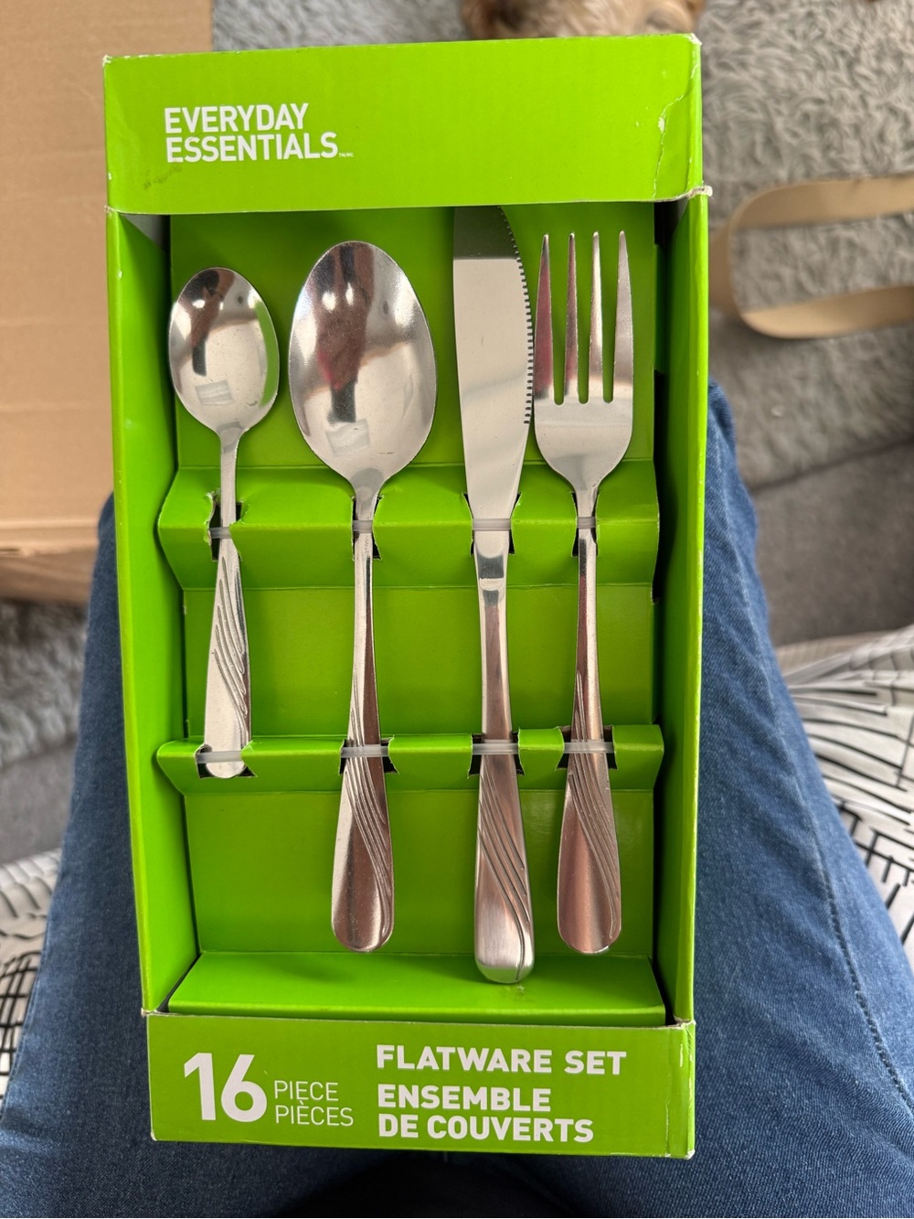 16-Piece Stainless Steel Flatware Set in Silver